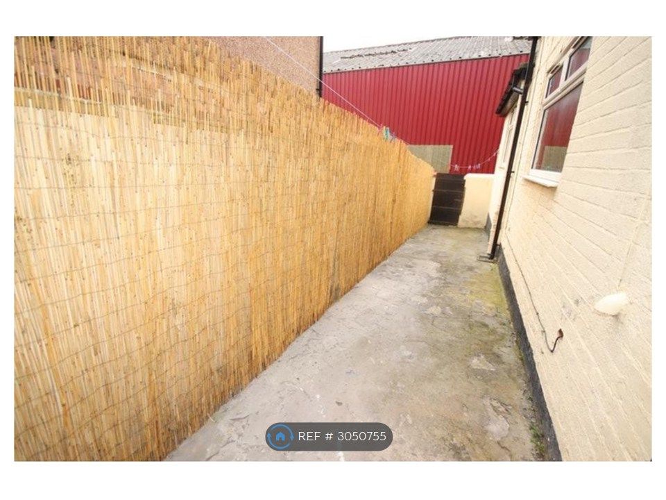 Property photo 2 of 3