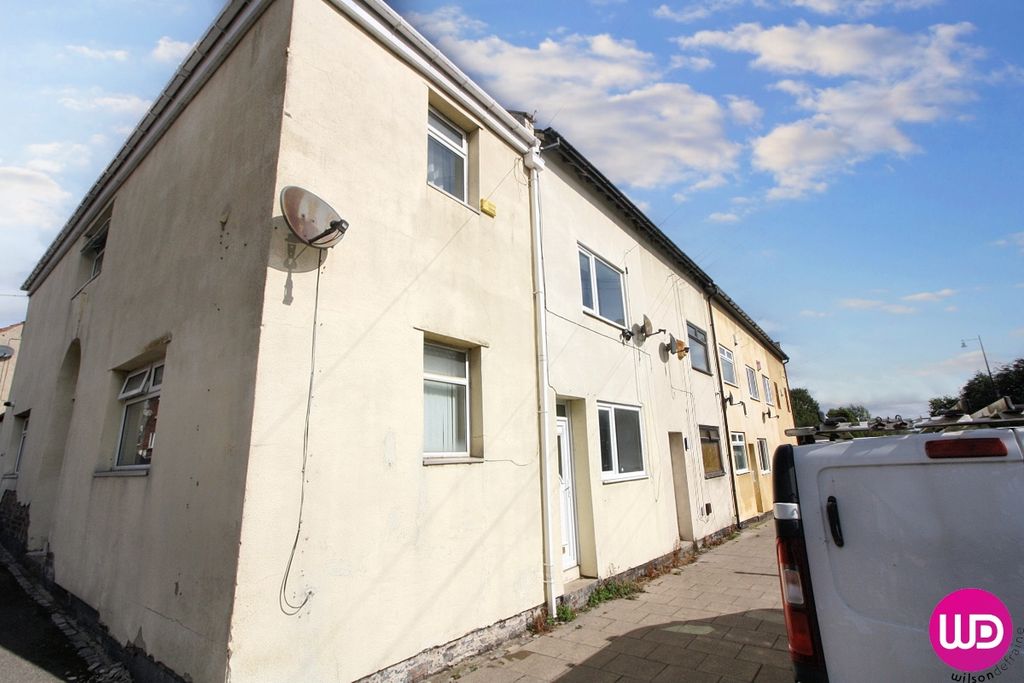 Property photo 1 of 19
