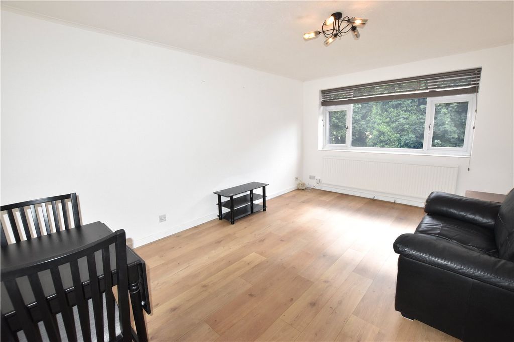 Property photo 2 of 9 Picture No. 02