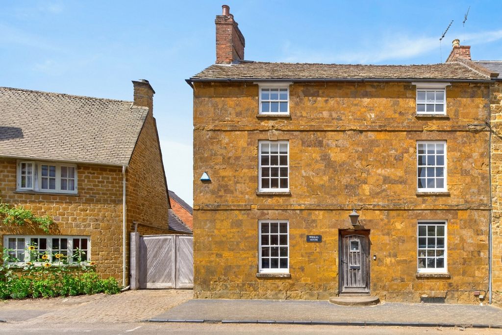 Property photo 1 of 49