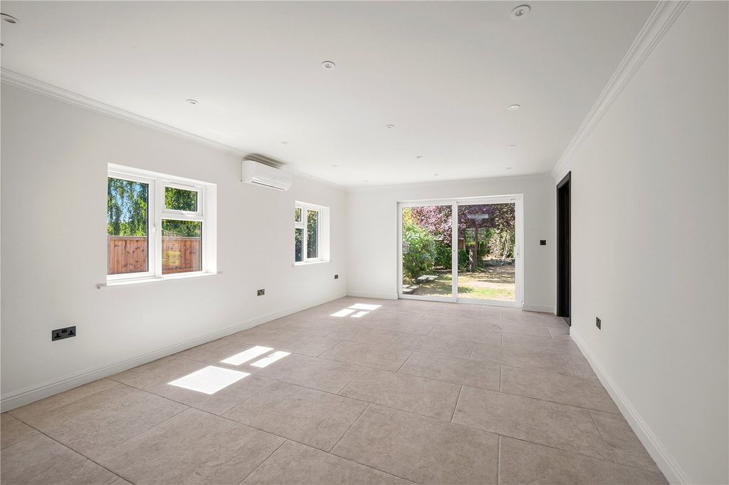Property photo 3 of 16 Picture No. 03