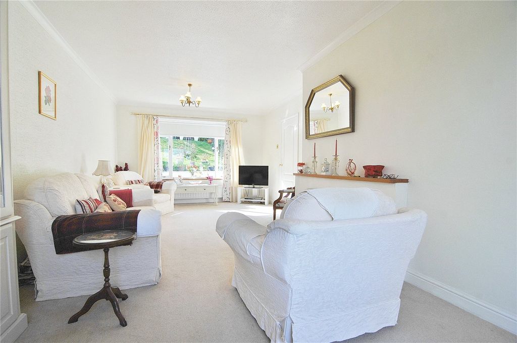 Property photo 3 of 16 Picture No. 14