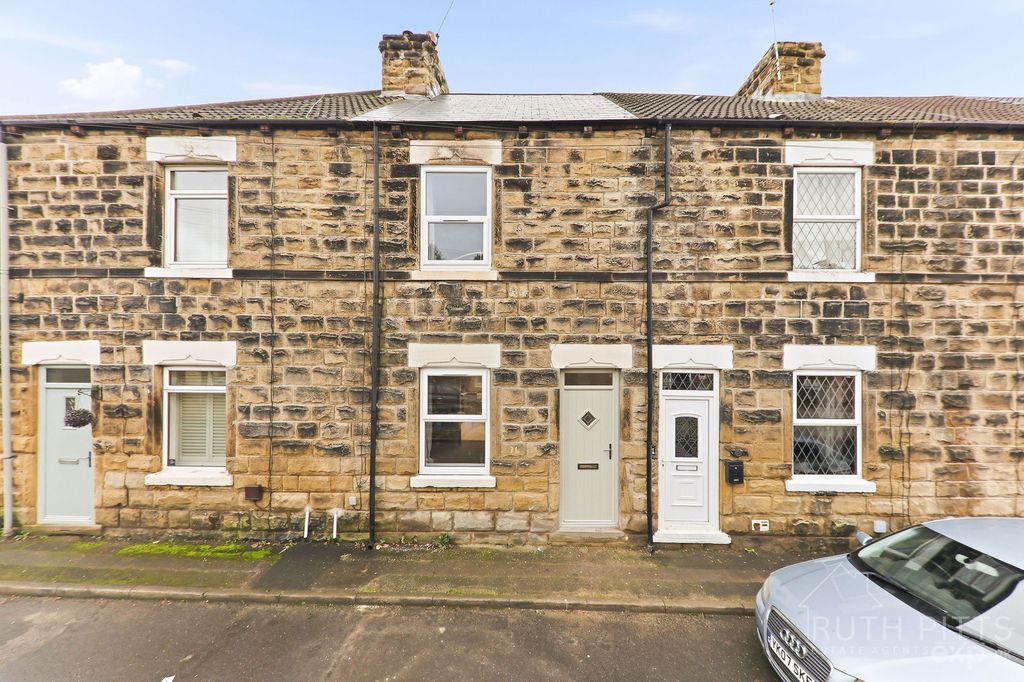 Property photo 1 of 27