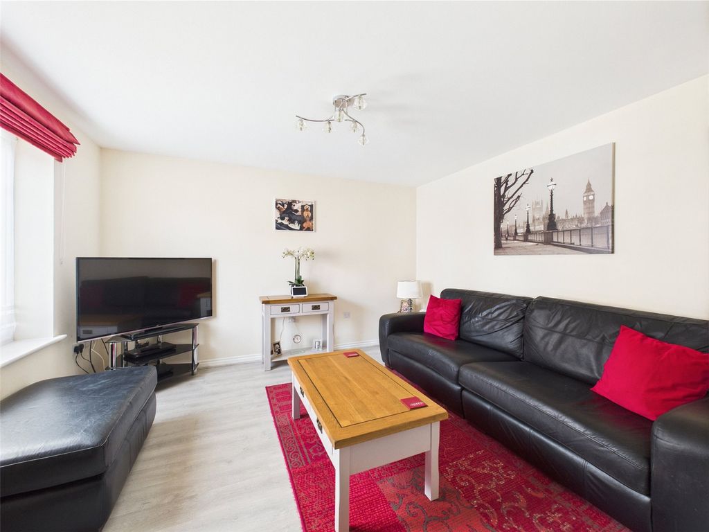 Property photo 3 of 18 Picture No. 22