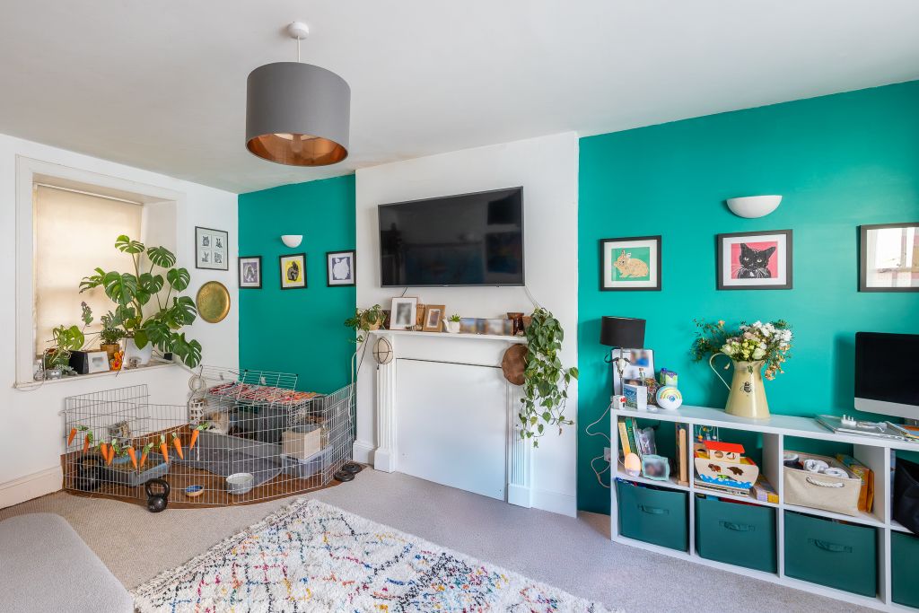 Property photo 3 of 20