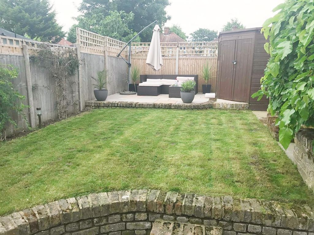 Property photo 2 of 14 Garden