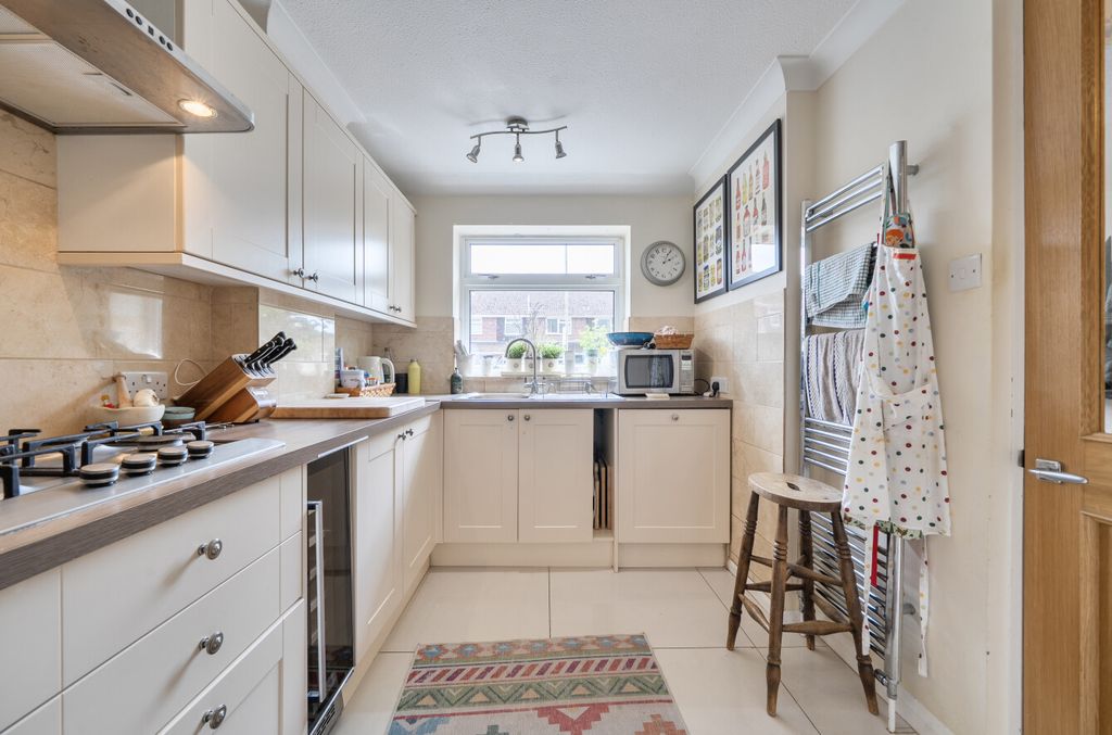 Property photo 3 of 14 1463725-13-6A0Dbe...