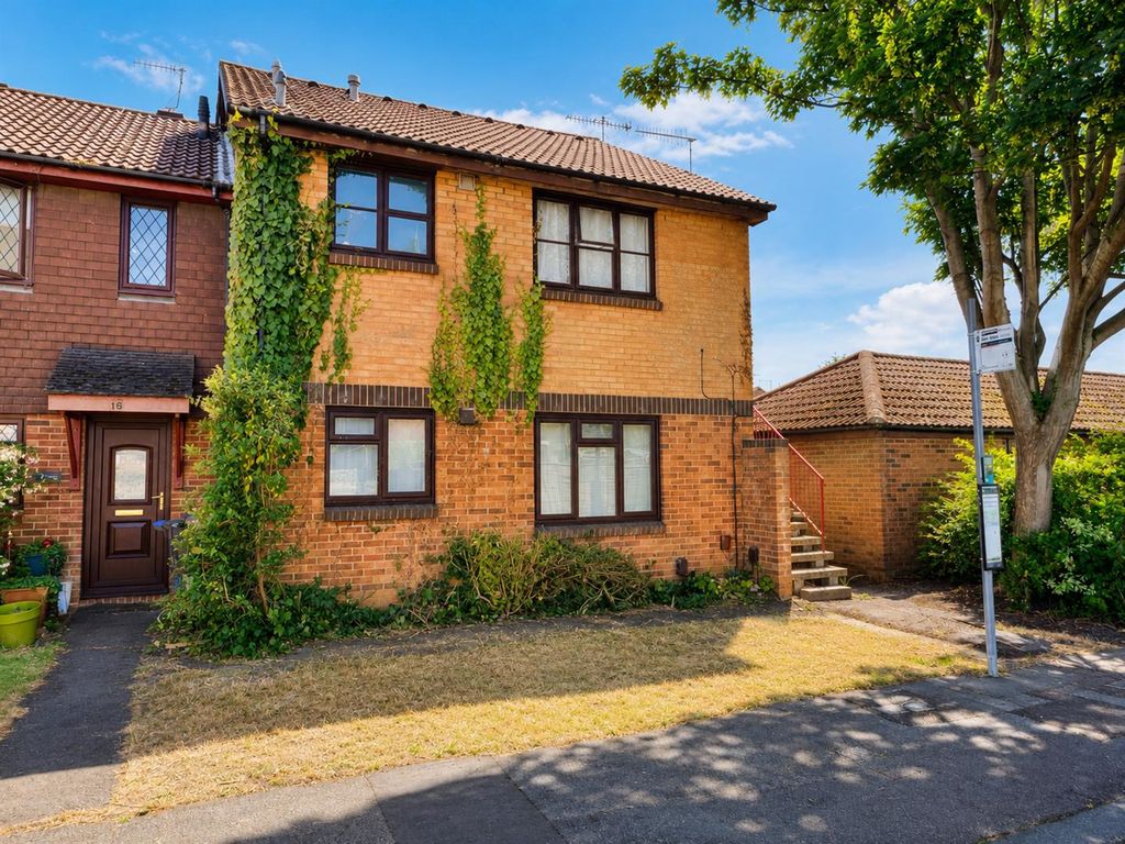 Property photo 1 of 6 For Sale By Aspire Residential | Pilgrims Terrace