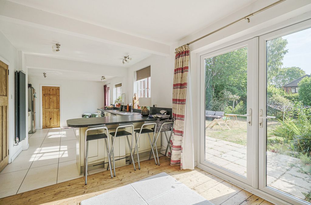 Property photo 2 of 26 6A705A11Ab256-148...
