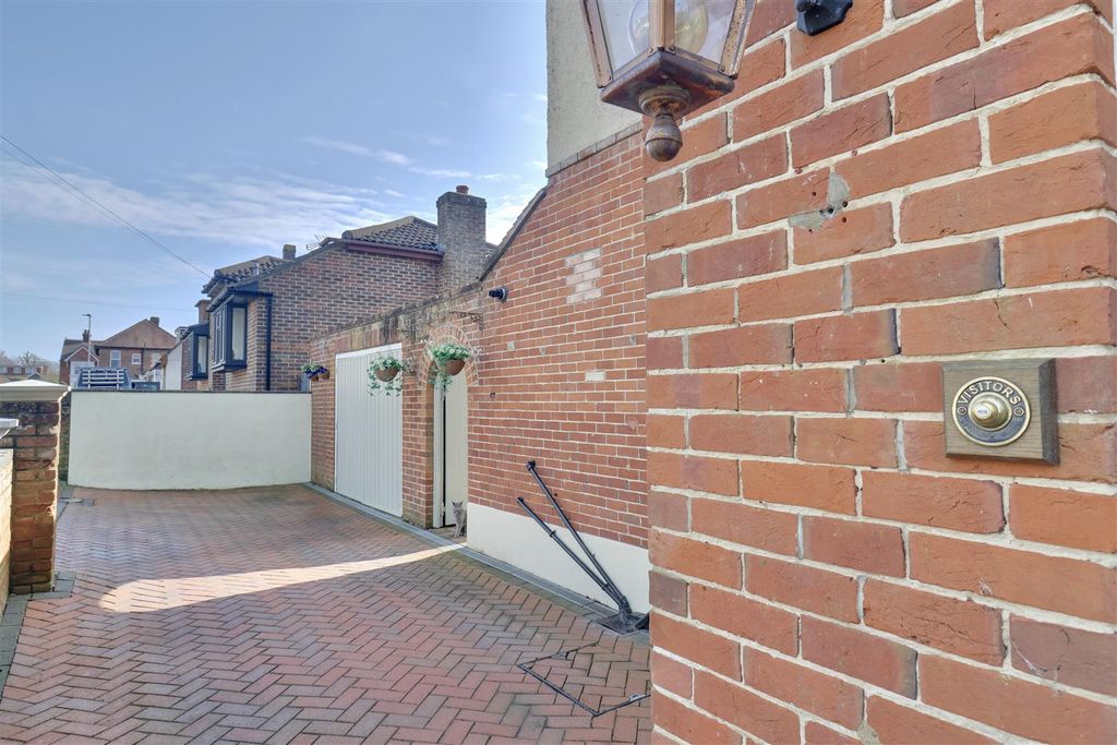 Additional image 18 of 3 bed detached house for saleDrayton Lane, Portsmouth PO6