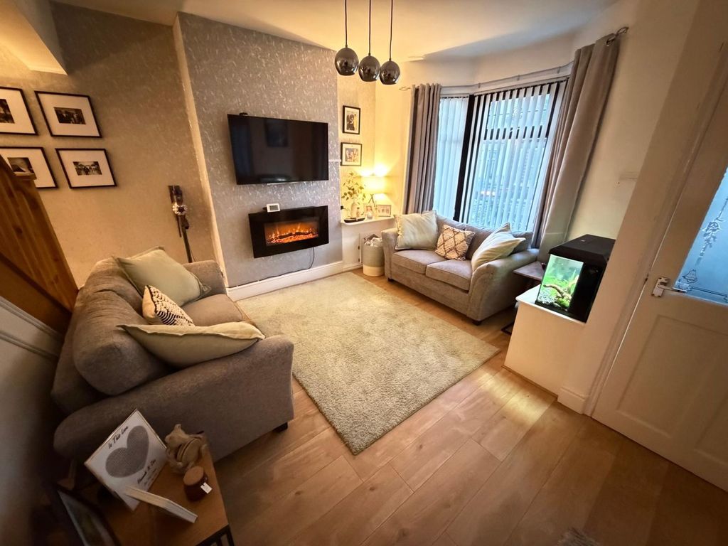 Property photo 2 of 9 Photo 7