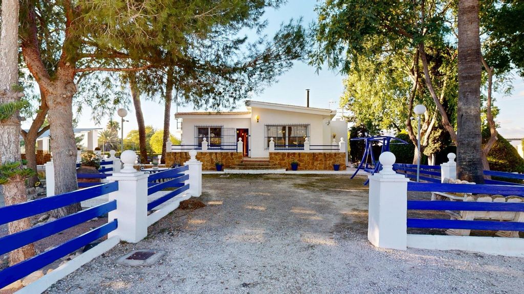 Property photo 3 of 50