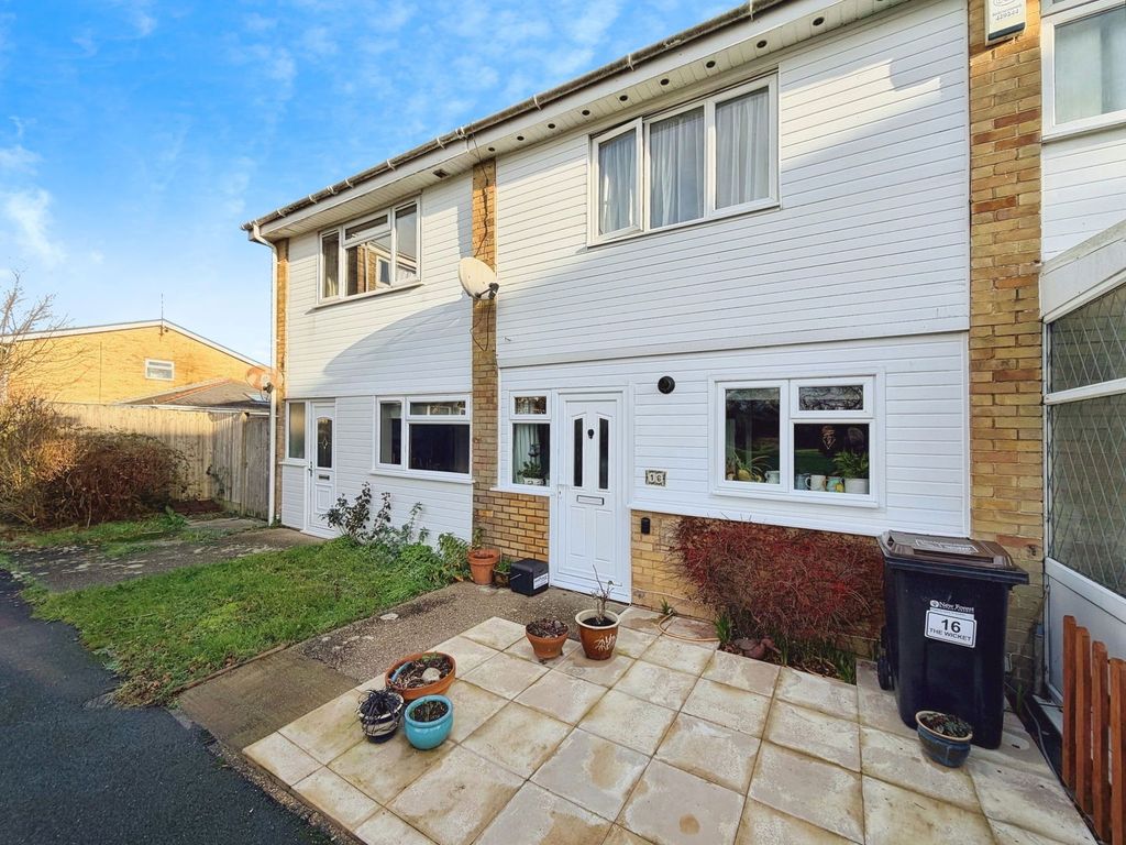 Property photo 1 of 16