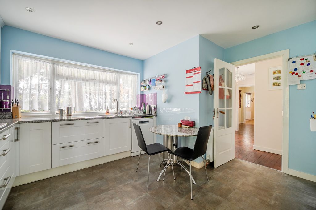 Additional image 8 of 4 bed detached house for saleShepherds Way, Liphook GU30