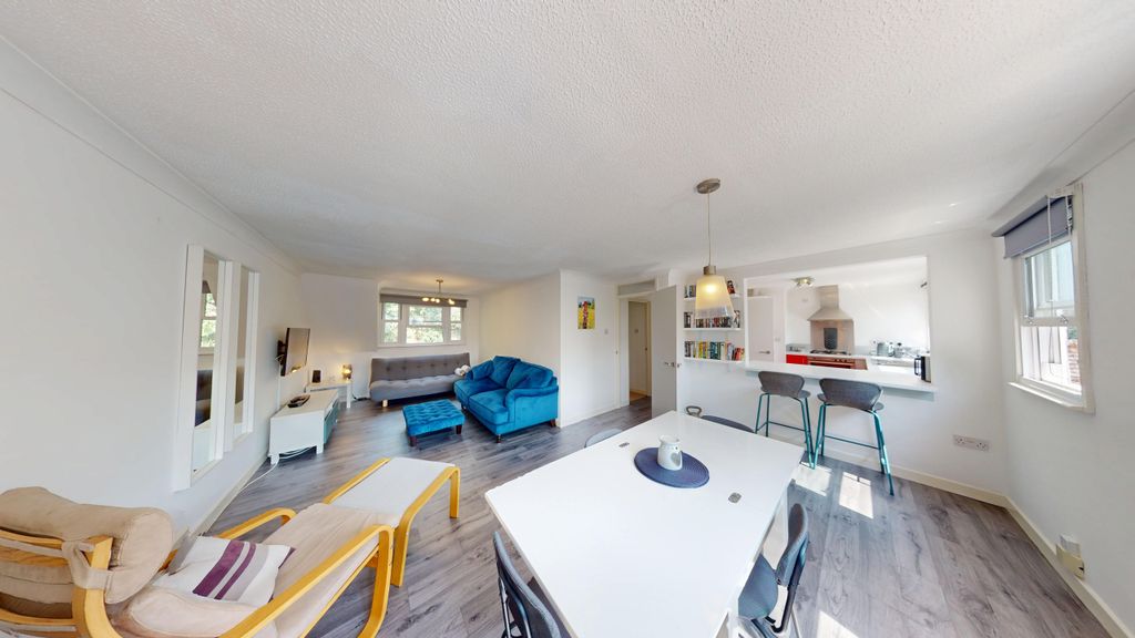 Property photo 1 of 18 15-St-Andrews-Court-07202026_145214
