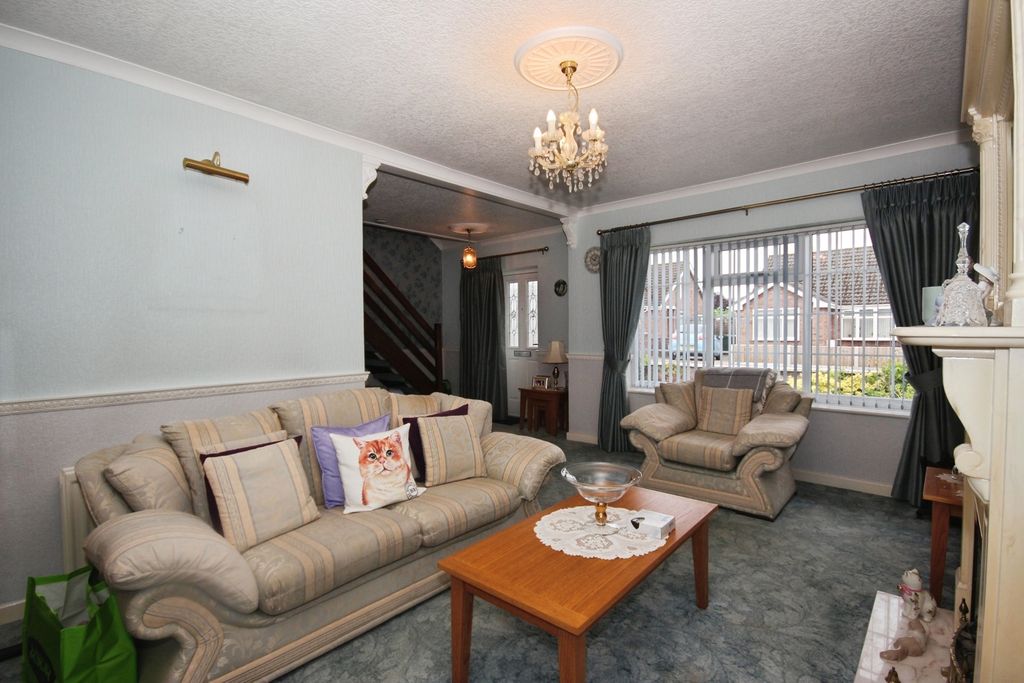 Property photo 3 of 20 Pbox-Img.Jpg