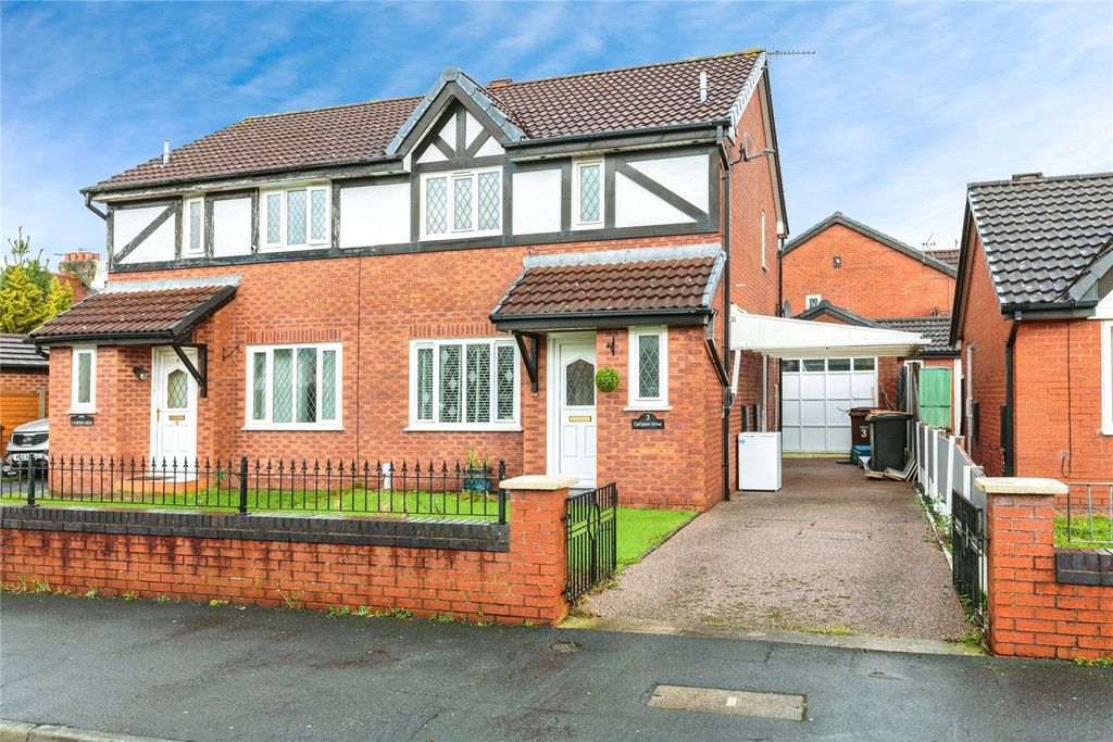 Property photo 1 of 16 Front