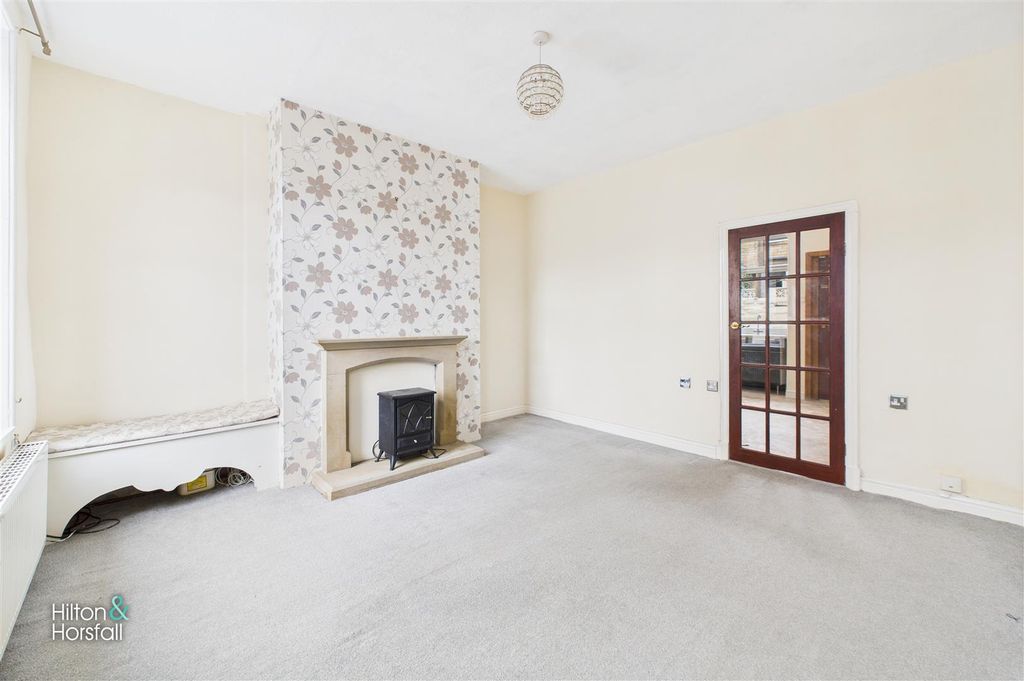 Property photo 2 of 9 John Street