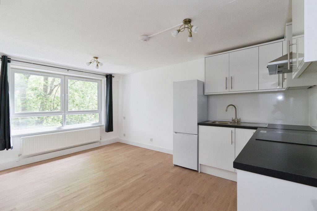 Property photo 2 of 14 Pbox-Img.Jpg