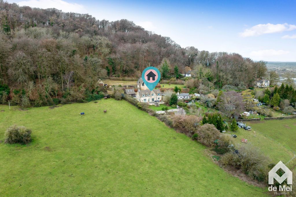 Property photo 3 of 29 Photo 3