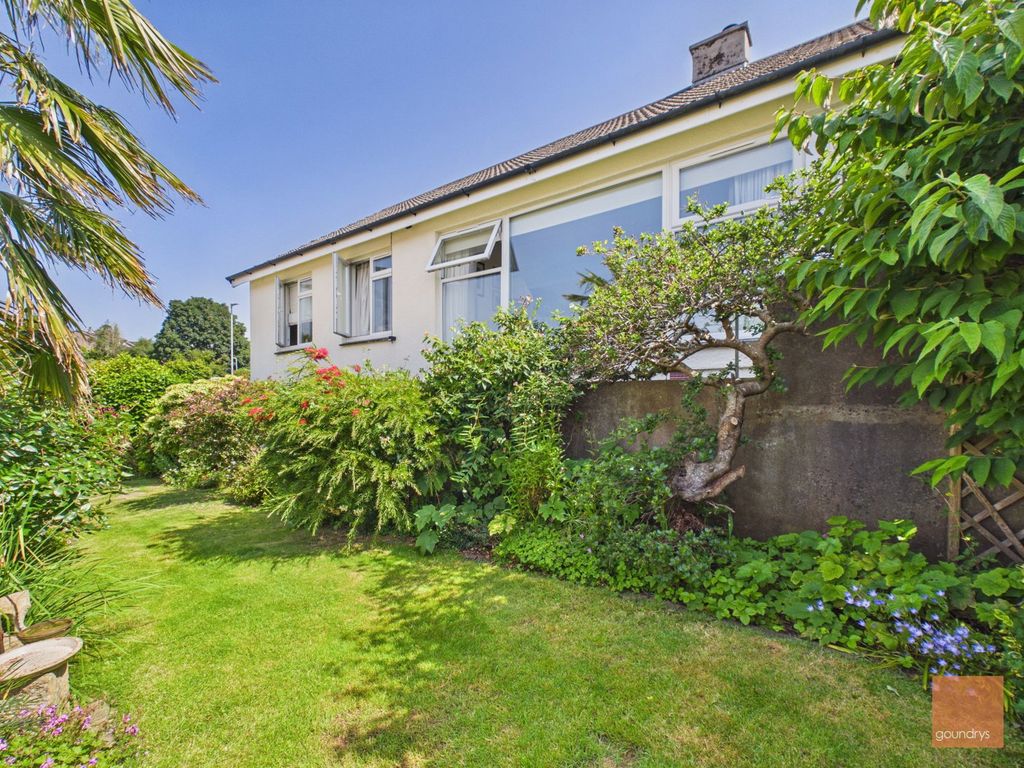Property photo 1 of 27