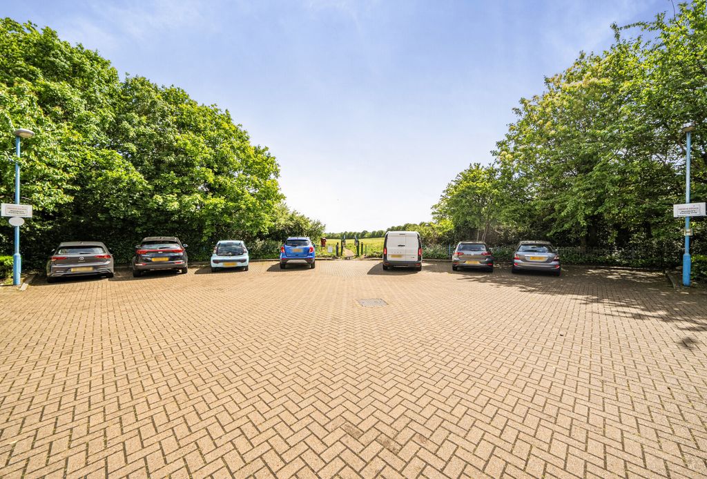 Property photo 2 of 14 1-6A0Cecf8dc616-1...