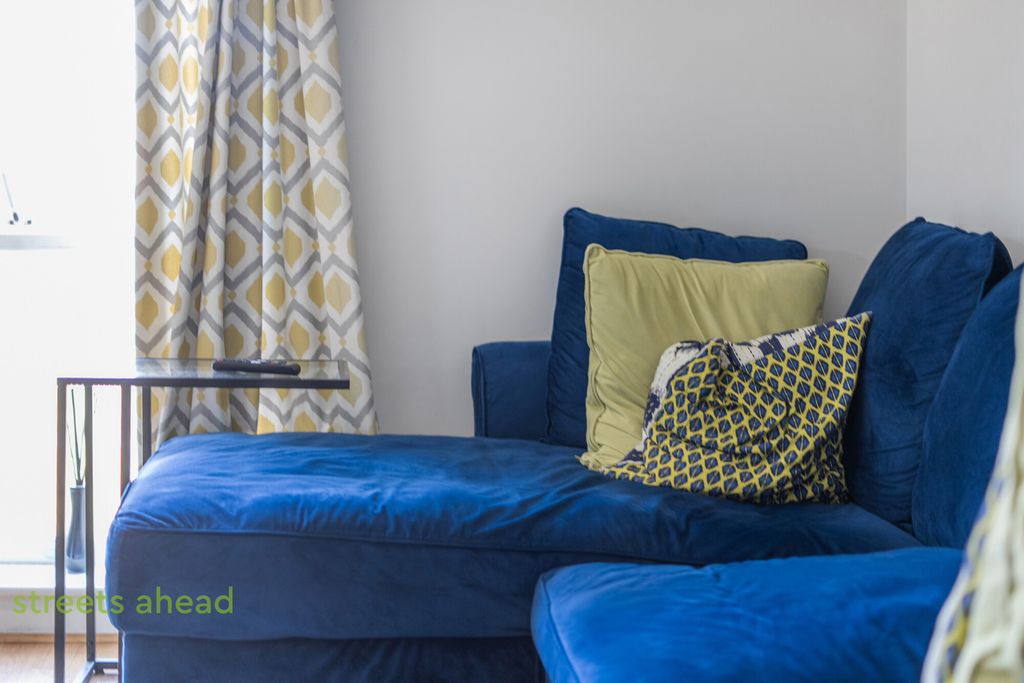 Property photo 2 of 23 Fd77Ebd1-c298-46E...