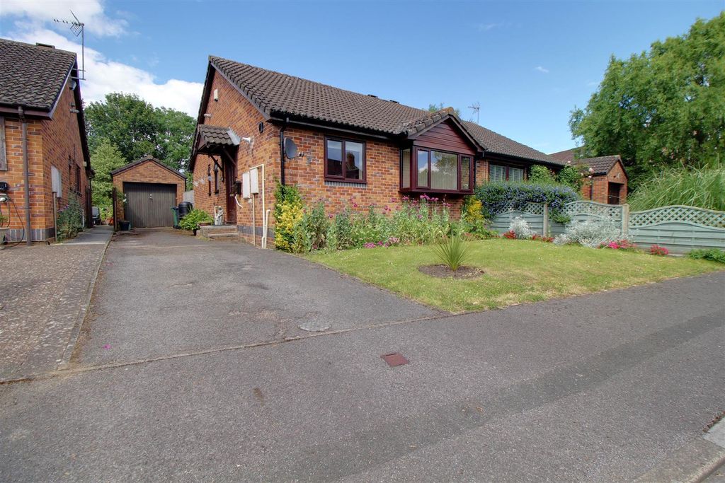 Property photo 1 of 25