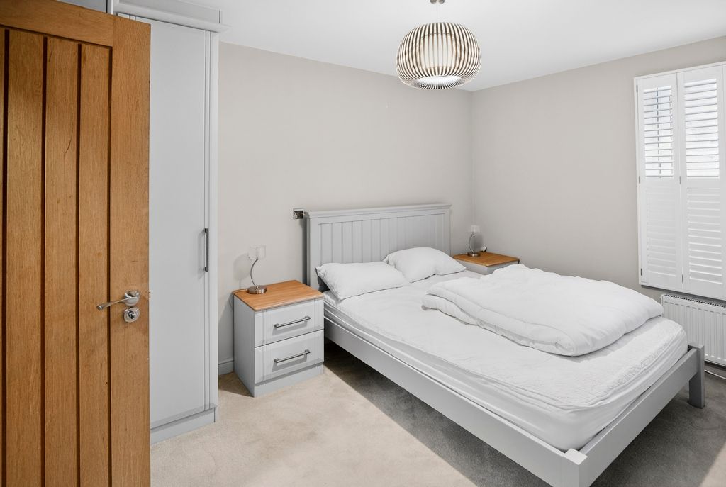 Additional image 13 of 3 bed flat for saleLower Bridge Street, Chester CH1