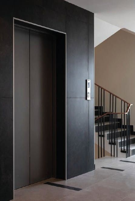 Property photo 2 of 8 Lift.Png