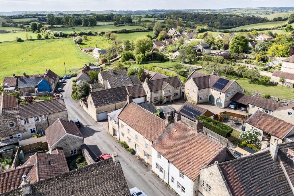 Property photo 1 of 27 3 Sheepfair Lane, Marshfield Sn14 8Na-6.Jpg