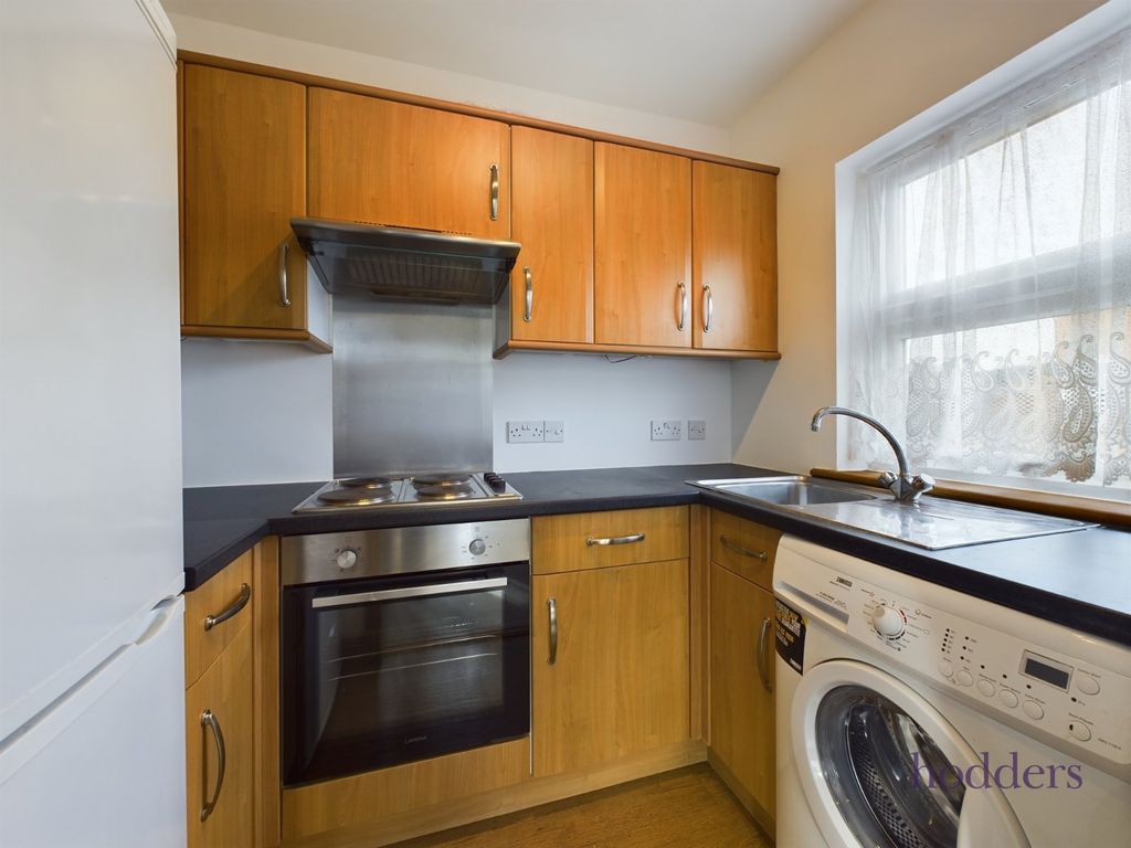 Property photo 3 of 10 Picture No. 02