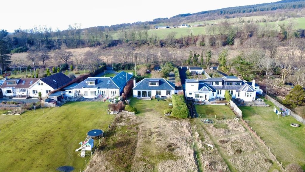 Property photo 2 of 26