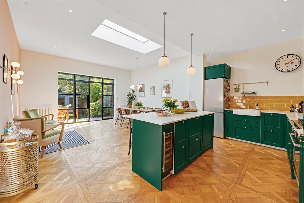 Property photo 1 of 12 Picture No. 22