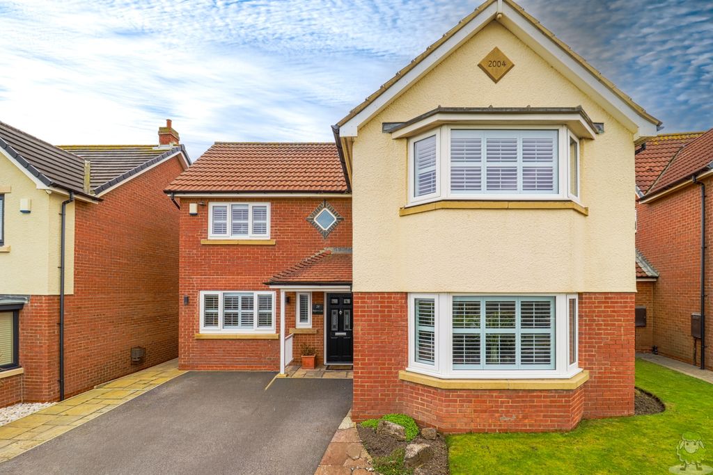 Property photo 1 of 23