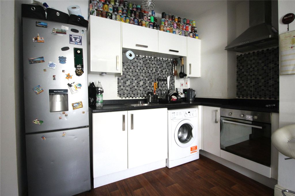 Property photo 2 of 12 Picture No. 20