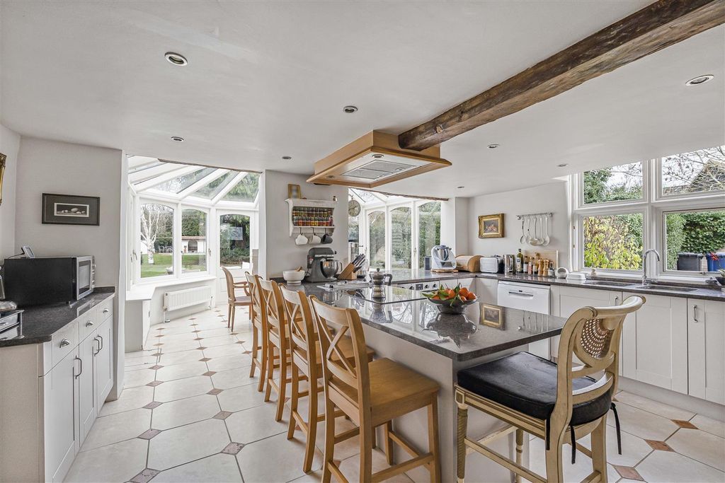 Property photo 2 of 31 30_69060.Jpg