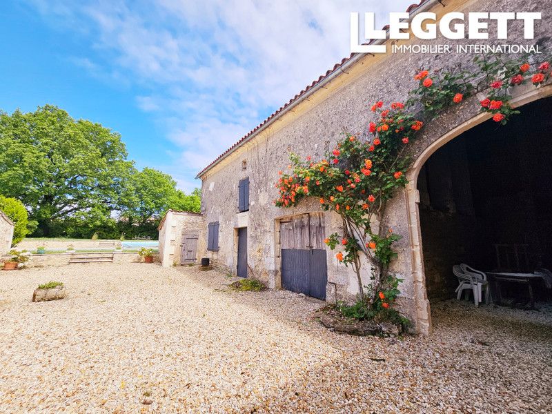 Property photo 3 of 10