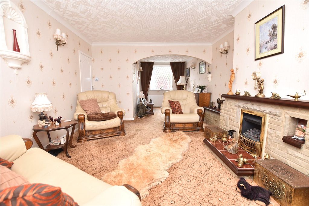 Property photo 2 of 21 Picture No. 13