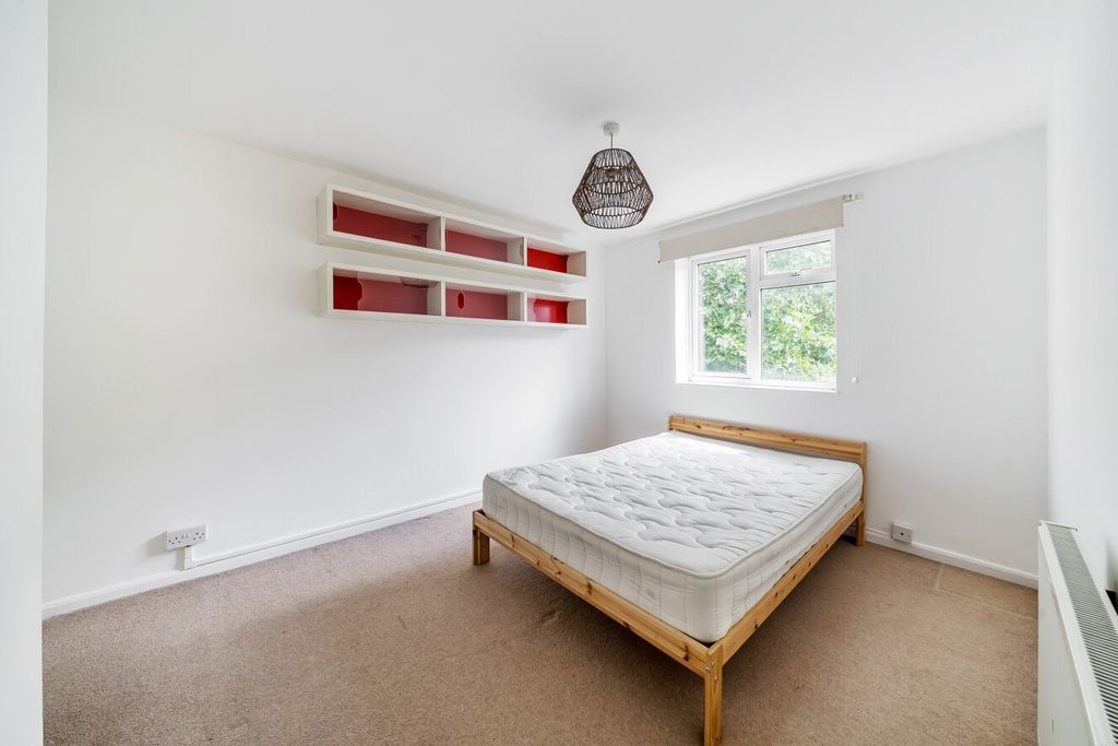 Property photo 2 of 12 Picture No. 03