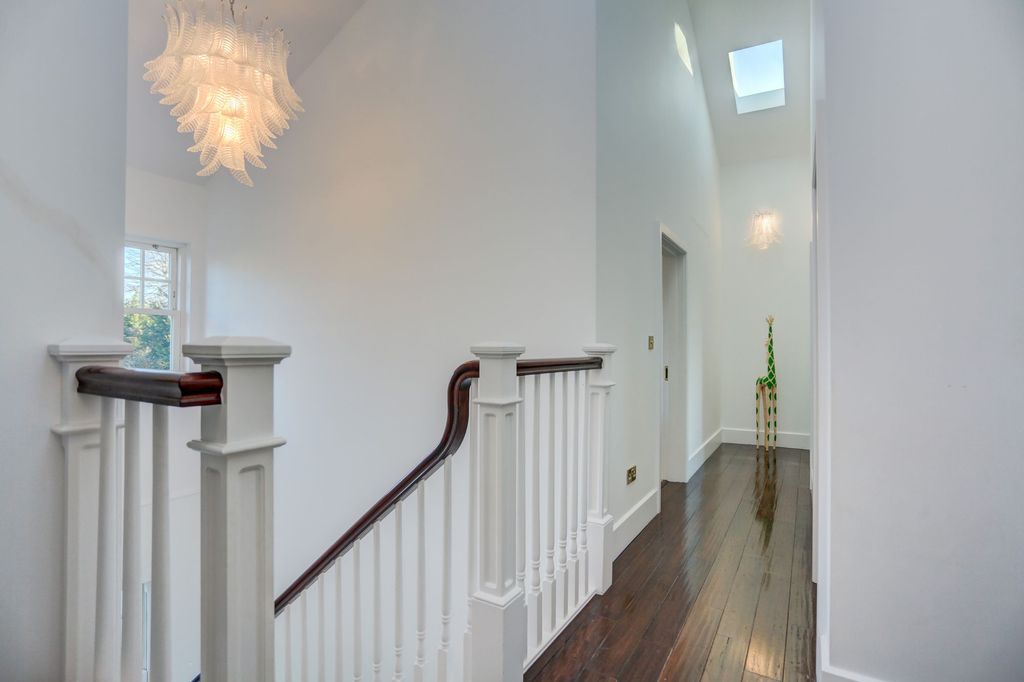 Additional image 24 of 6 bed detached house to rentShirley Drive, Hove BN3