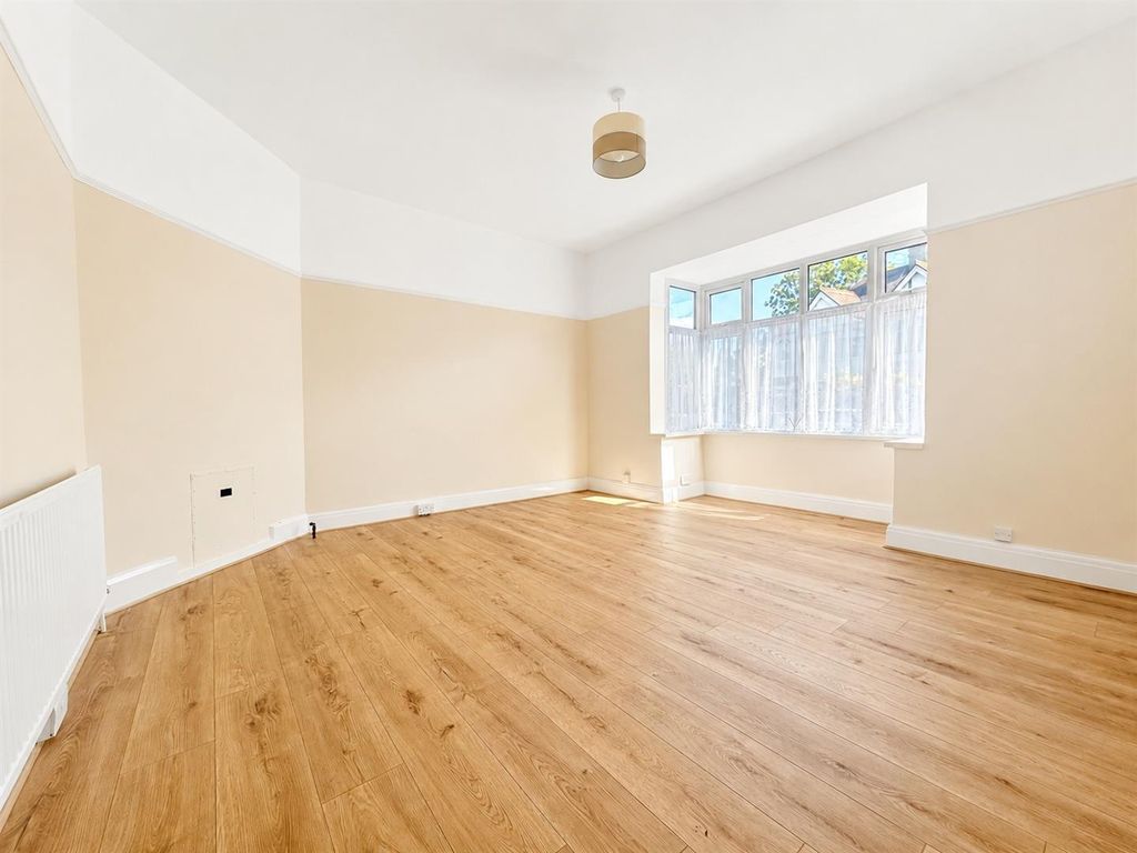 Property photo 2 of 12 1.Jpg