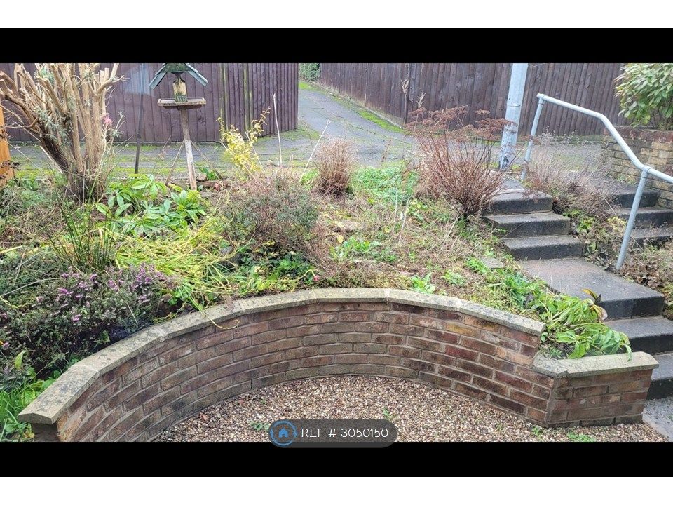 Property photo 3 of 24