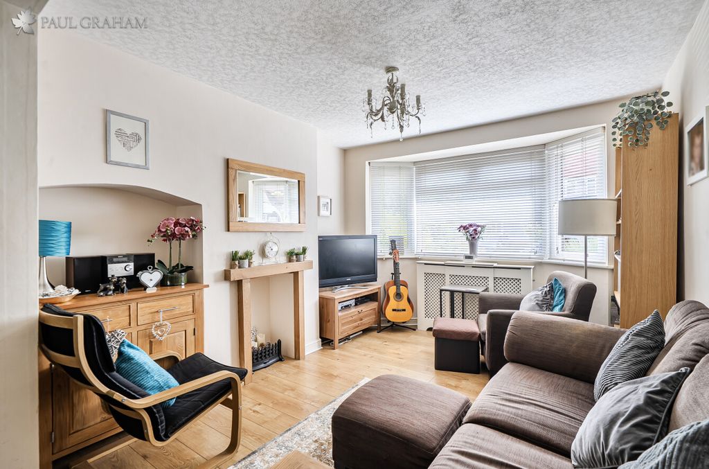 Property photo 2 of 19
