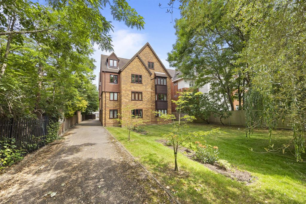 Property photo 1 of 13
