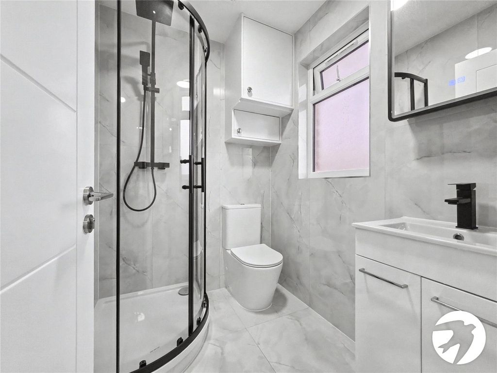 Property photo 3 of 7 Picture No. 06