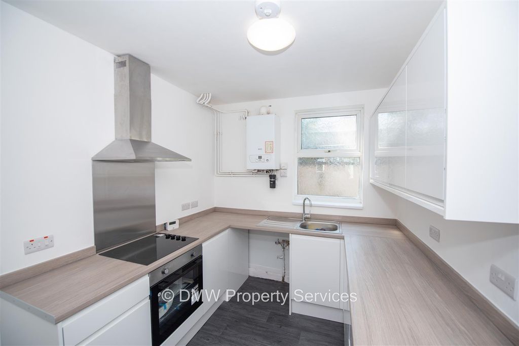 Property photo 2 of 13 Kitchen