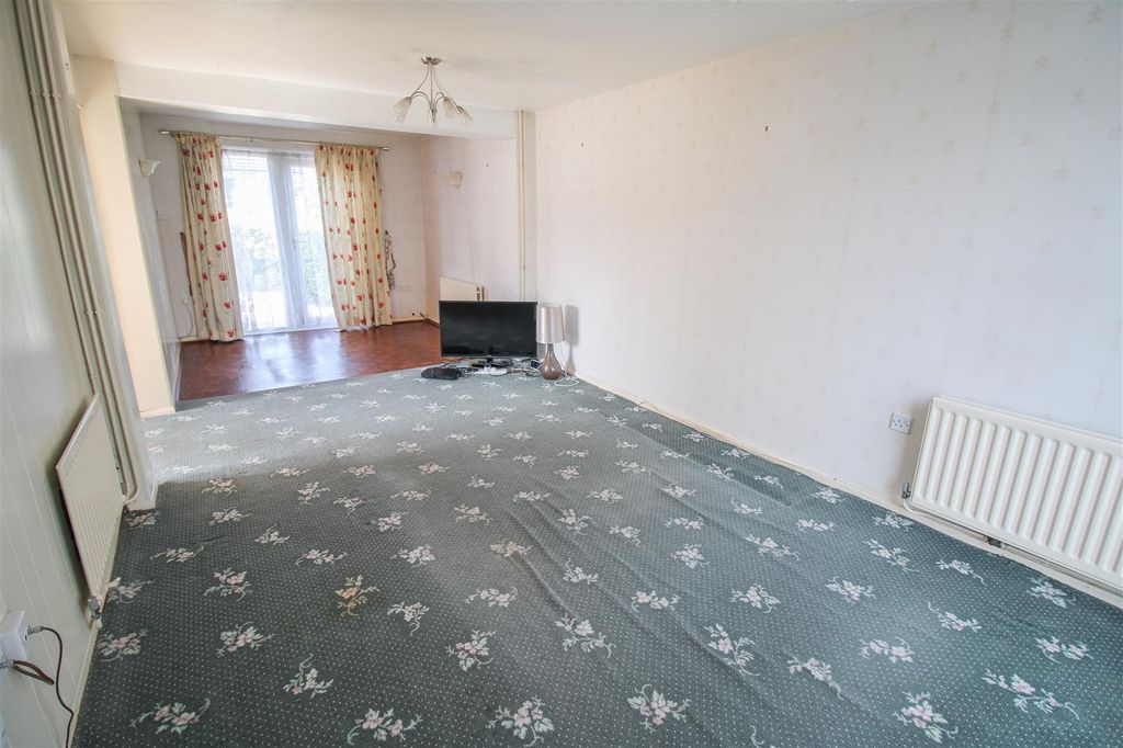 Property photo 3 of 15 Img_1014.Jpg