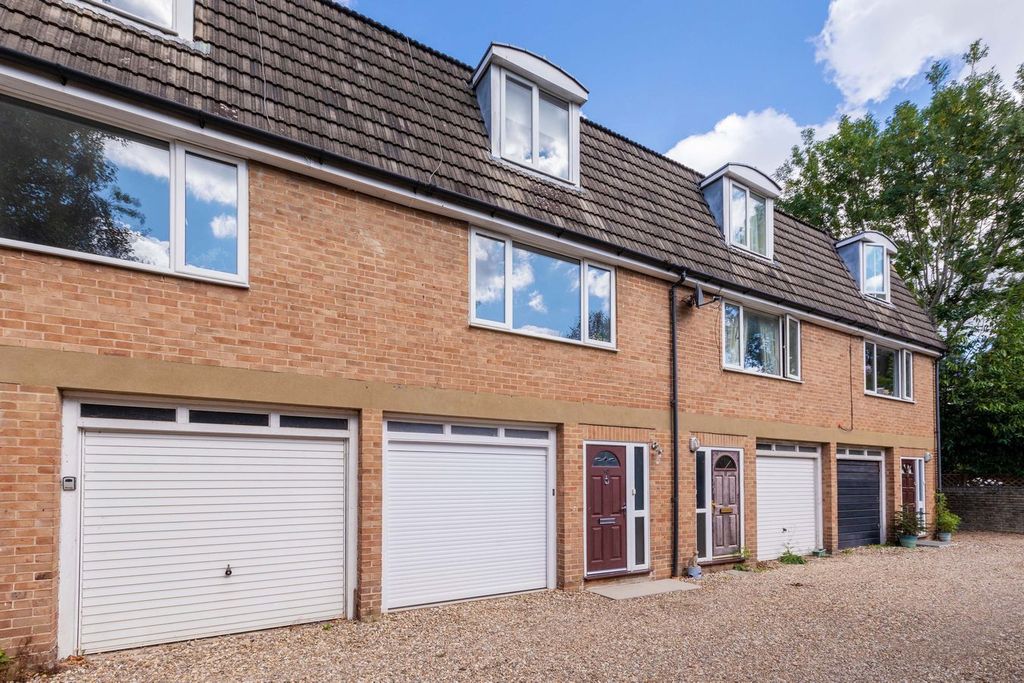 3 bed terraced house for saleRay Lodge Mews, Maidenhead SL6