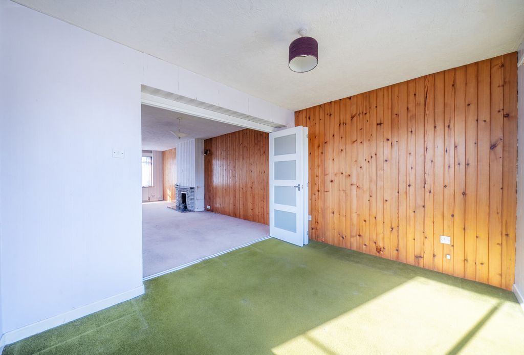 Property photo 2 of 15 1347293-6-68Bee46...